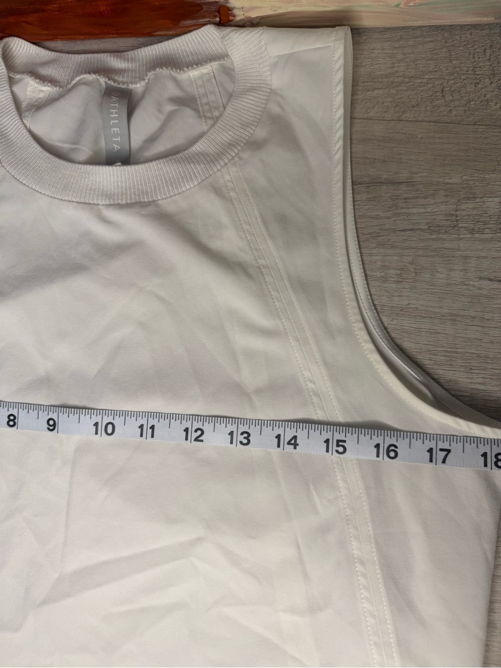 Athleta White Rounded Hem Athletic Tank - Picture 5 of 8